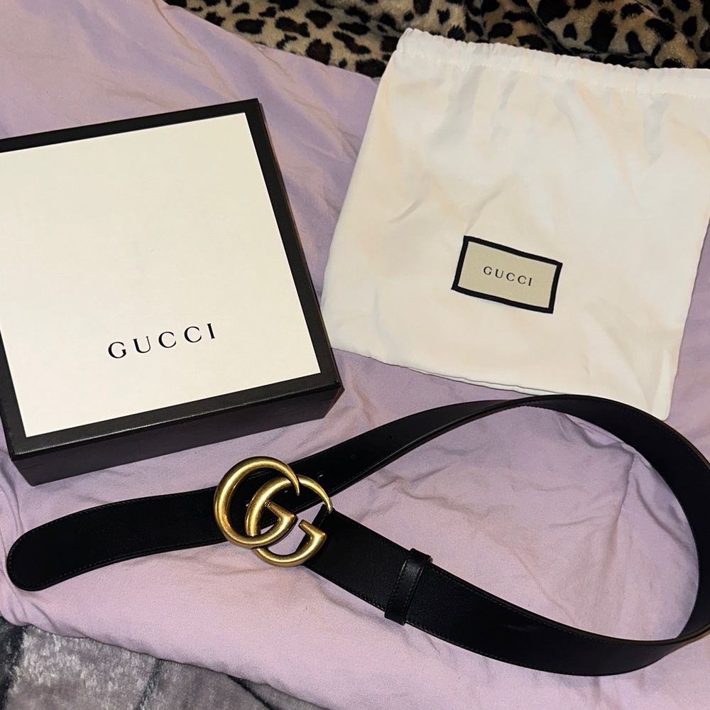 Gucci Black Belt with Gold Double G Buckle